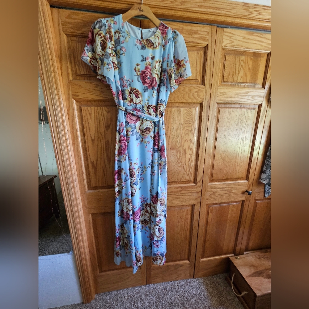 Baltic Born Floral Maxi Dress - Picture 6 of 7